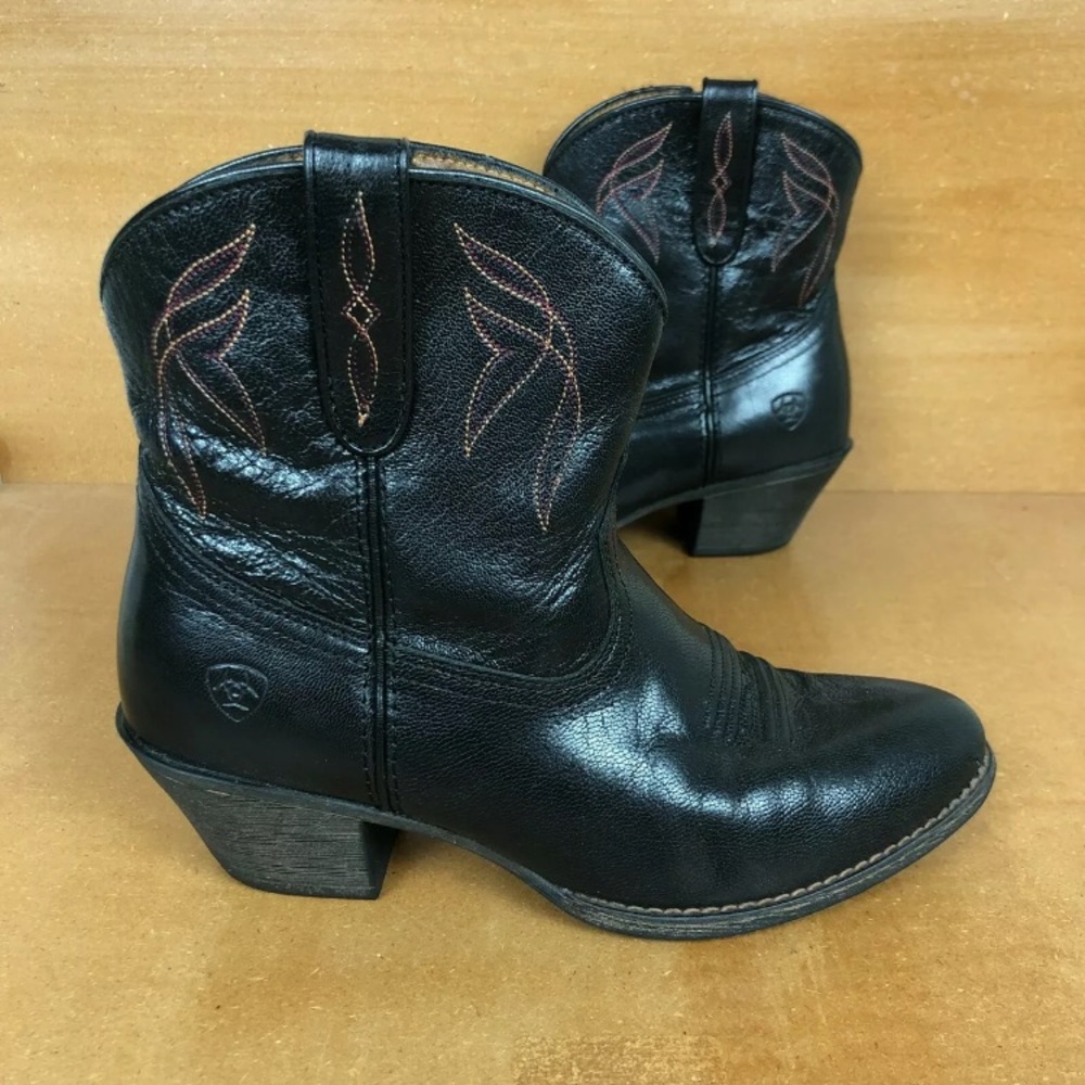 Ariat Darlin Western Boot Bootie